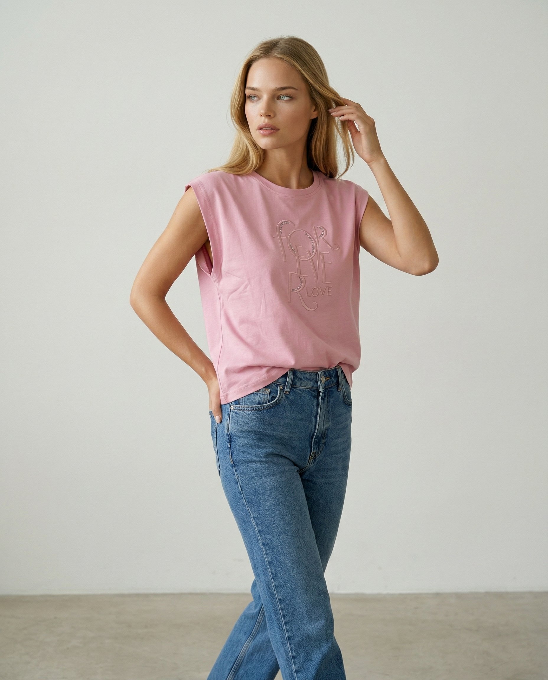 Bluzka z HAFTOWANYM NAPISEM - 6