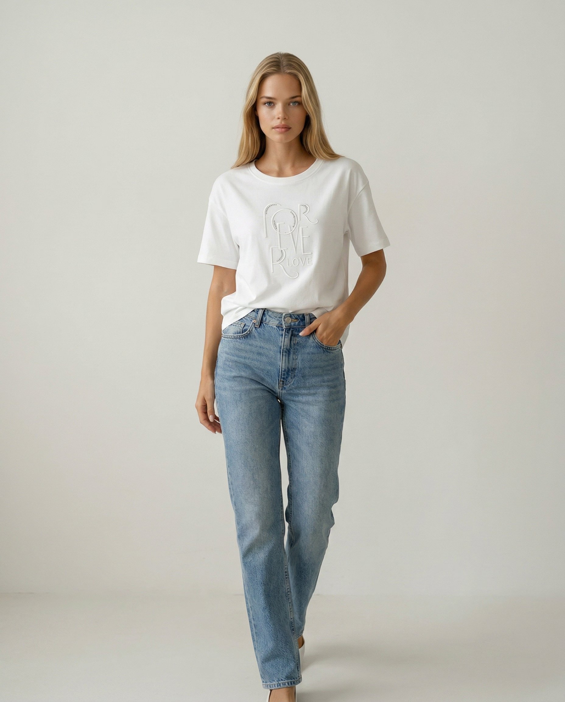 Bluzka z HAFTOWANYM NAPISEM - 9