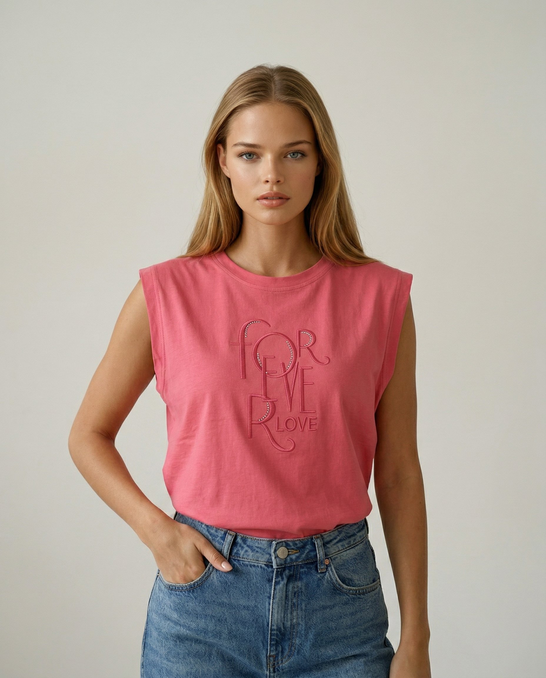 Bluzka z HAFTOWANYM NAPISEM - 8